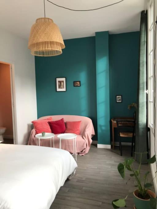 Studio Calme Au Centre De Бордо Экстерьер фото