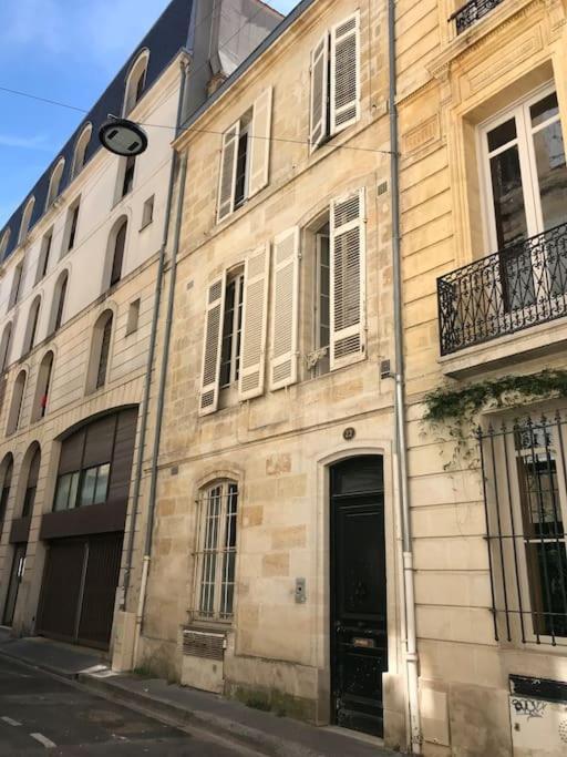 Studio Calme Au Centre De Бордо Экстерьер фото